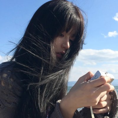 香闺春暖 海报